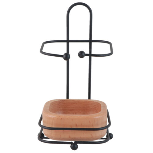 زیر قاشقی چوبی مربع