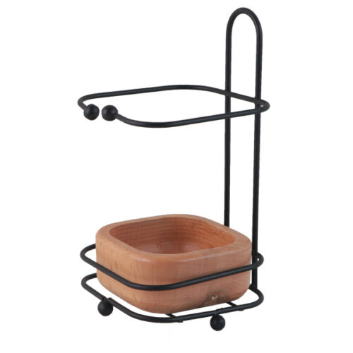 زیر قاشقی چوبی مربع